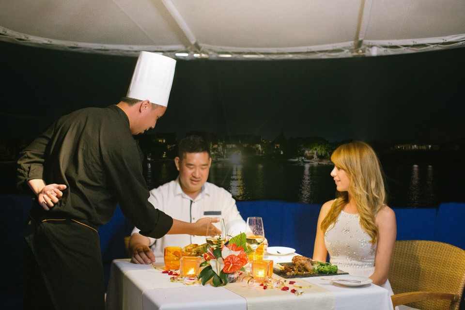 Fine Dining at Sea